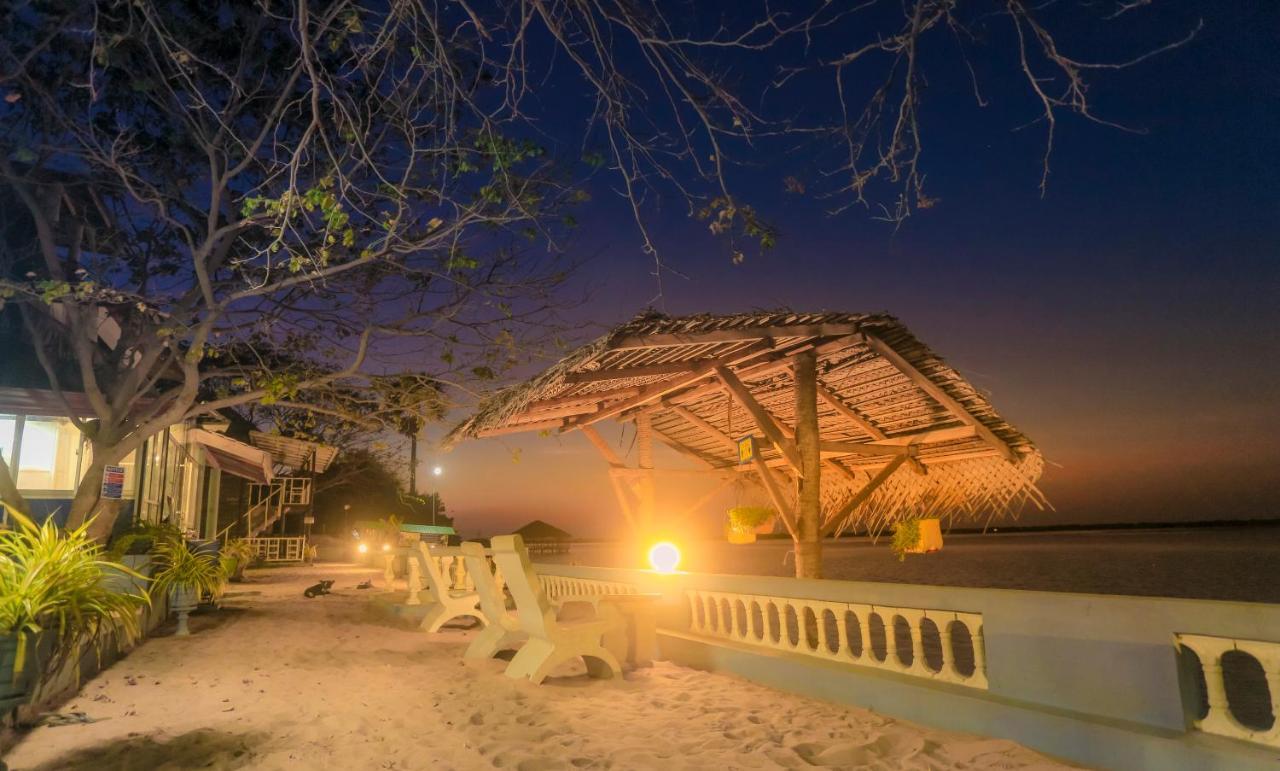 Dinuda Resort Kalpitiya Exterior foto